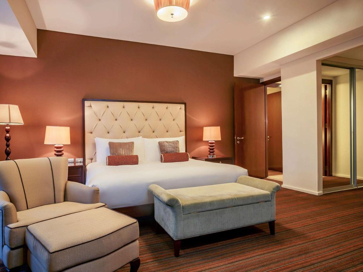Joy Nostalg Hotel And Suites Manila Managed By The Ascott Limited Pasig City Exterior foto